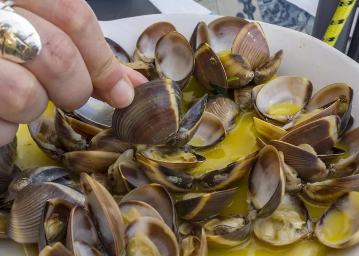 B07 - Maria Vitoria In Center Lagos