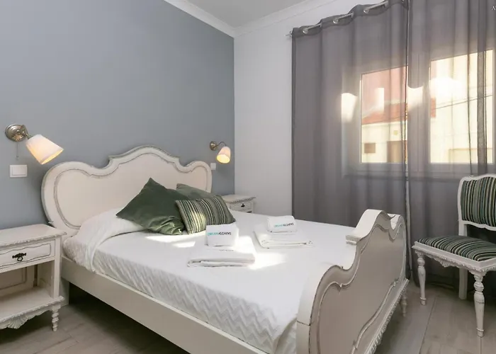 B07 - Maria Vitoria In Center * 拉哥斯